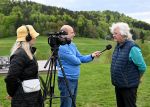 Promotér P. Krenk dává rozhovor pro TV
